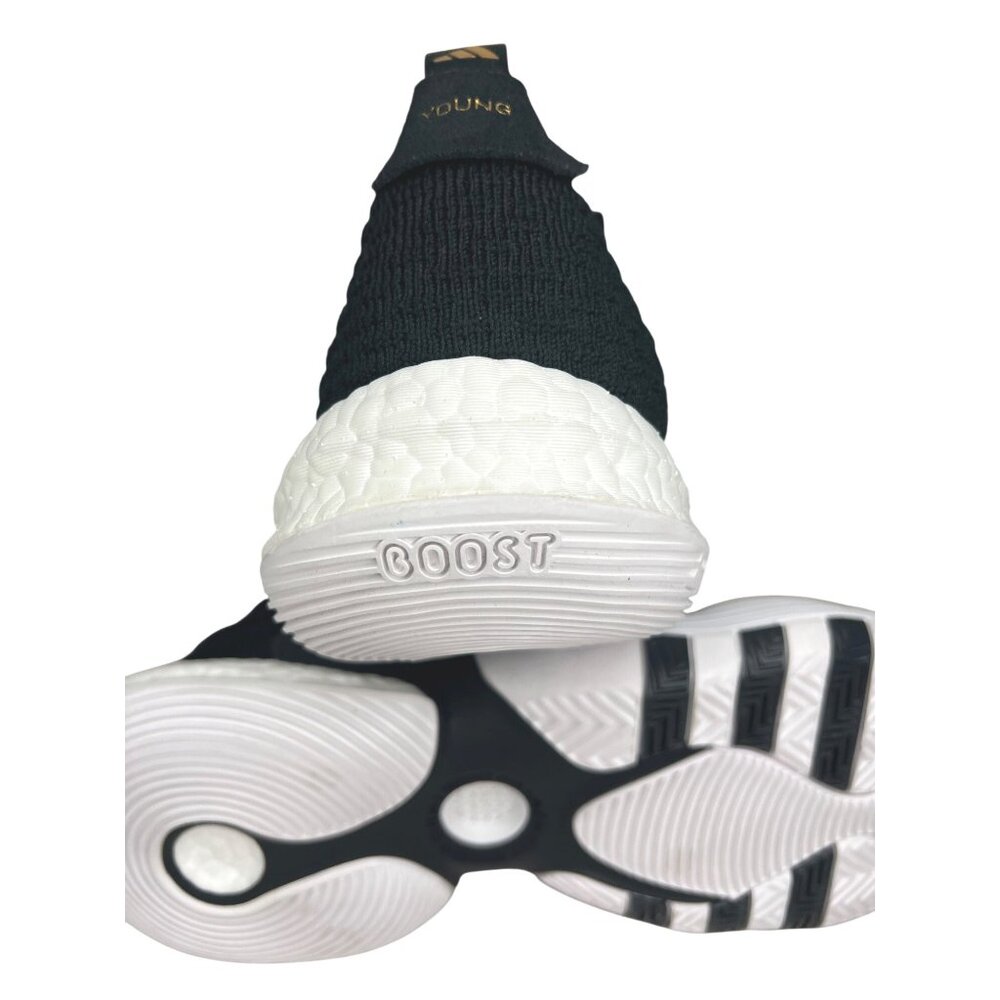 Adidas Young Boost Mens Basketball Shoes Black & White Knit Size 11.5 - Picture 4 of 15